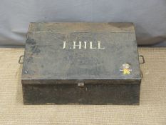 Metal tool chest with internal sliding trays, width 61cm