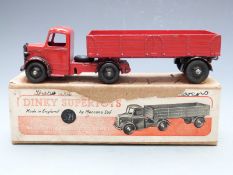 Dinky Supertoys Bedford Articulated Lorry with red cab and black hubs, 521, in original box.