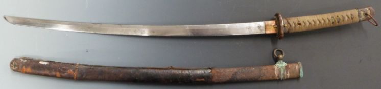 Japanese WWII period katana with 70cm blade and shin gunto mounts, overall length 98cm.
