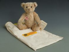 Steiff Teddy bear Classic with cream mohair, 28cm tall, limited edition 1994, in original bag.