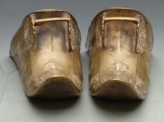 Gaucho Argentinian or Spanish stirrups, with cast brass or similar bodies, length 25cm