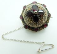 Victorian silver gilt brooch set with foiled garnets