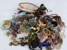 A collection of costume jewellery including Art Deco beads, glass beads etc