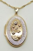 A 9ct gold locket and chain, 3 x 2cm, 5.8g
