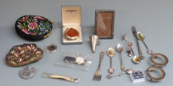 A collection of bijouterie items including four hardstone dishes, Chinese embroidered bag, silver
