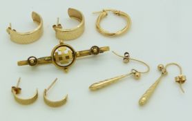 Three pairs of 9ct gold earrings and a 9ct gold brooch, Birmingham 1911, 4.6g