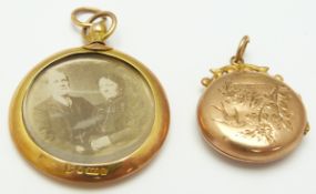 An Edwardian 9ct gold locket (Chester 1905) and a 9ct rose gold locket swallow and foliate (