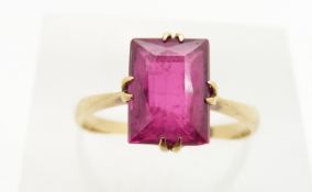 Art Deco 18ct gold ring set with a synthetic ruby, 2.8g, size M
