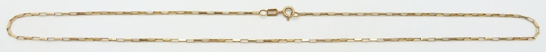 A 9ct gold necklace made up of rectangular links, 2.0g