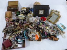 A collection of jewellery including earrings, bangles, brooches, necklaces etc