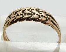 Edwardian 9ct rose gold keeper ring, Birmingham 1904, size N, 1.6g.