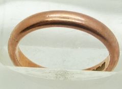 A 9ct rose gold ring/ wedding band, 2.7g, size J/K