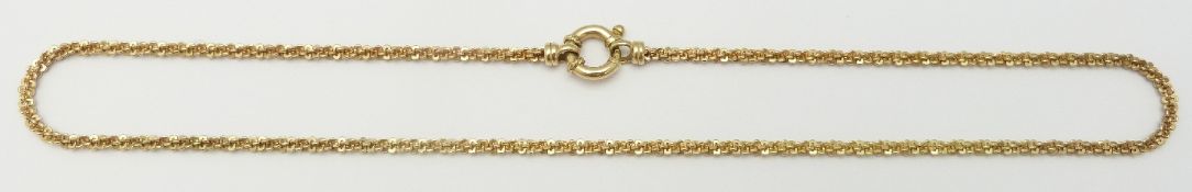 A 9ct gold necklace made up of twisted oval links, 6.7g