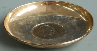 Feature hallmarked dish set with Churchill crown to base, London 1971 maker Roberts & Dore Ltd,