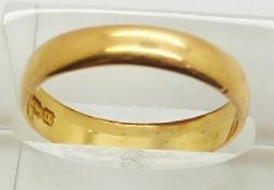 A 22ct gold ring/ wedding band, Birmingham 1894, 3g, size M