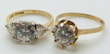 Two 9ct gold rings set with cubic zirconia, 5.4g.