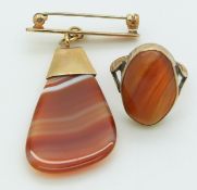 A 9ct gold brooch set with agate and a 9ct gold ring set with agate