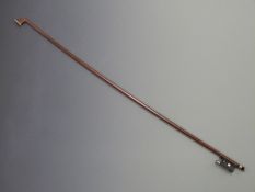 Violin bow by Tourte, octagonal plain mother of pearl eye, three piece button, 45g