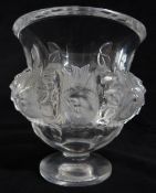 Lalique Dampierre glass vase decorated with sparrows amongst foliage, 12.5cm tall