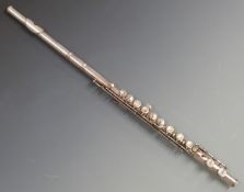 Selmer of London 'Sterling' silver plated flute (reg no 5055) in Boosey & Hawkes fitted case