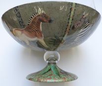 Glass pedestal fruit bowl with rhino and zebra decoration, H20cm, diameter 37cm