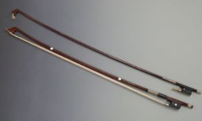 Henry a Paris violin bow, 56.5g, together with a Czechoslovakian cello bow, 78.3g