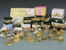 A quantity of Lilliput Lane cottages, most boxed with deeds, a Coalport River Severn cabinet plate