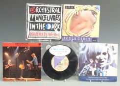 Approximately 200 singles, mostly 1980s chart in picture covers