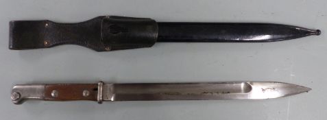 German S 1914 pattern bayonet marked Samson Werk to ricasso, with shaped wooden grips, 31cm fullered