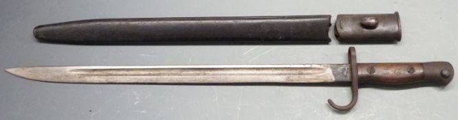 British 1907 pattern sword bayonet with hooked quillon, some clear stamps to ricasso, 43cm
