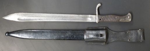 German 1898/05 pattern bayonet later type with trimmed muzzle ring and flashguard, some clear