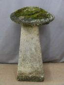 Large staddle stone, diameter 60 H115cm