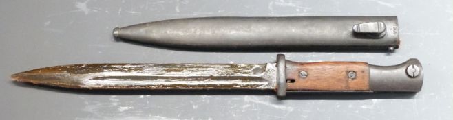 German 84/98 pattern bayonet with flashguard, 6080 11FFC to ricasso, 25cm fullered blade and 5178.