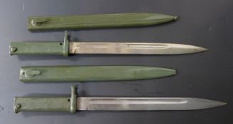 Two German 88/98 pattern Ersatz all steel bayonets, one with acceptance stamp, both with 31cm