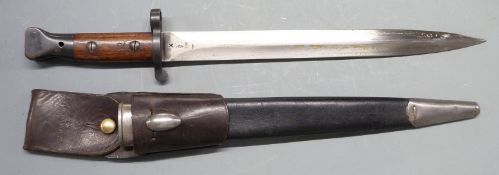 British 1888 pattern bayonet, Mk3 with some clear stamps to ricasso and stamped 78 to grip, 30cm
