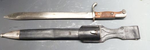 German 1898/05 pattern bayonet with part muzzle ring trimmed and flashguard, some clear stamps,