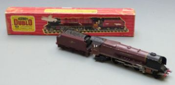 Hornby Dublo 00 gauge 2-rail locomotive City of London 46245, 2226, in original box.