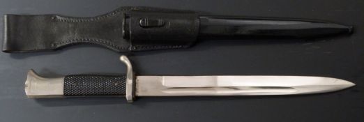 German KS98 pattern bayonet with 25cm fullered blade, scabbard and frog