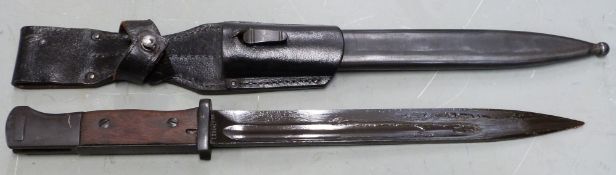 German 84/98 pattern bayonet with flashguard, Durkopp 8188 to ricasso, 25cm fullered blade, with