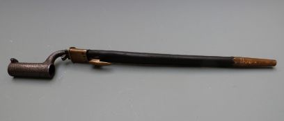 British 1840 pattern Constabulary carbine socket bayonet stamped S.Hill under crown to 33cm blade,
