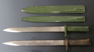 Two German 88/98 pattern Ersatz all steel bayonets, both with 31cm unfullered blades and