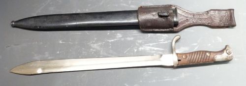 German 1898/05 pattern later type bayonet with trimmed muzzle ring and flashguard, some stamps,