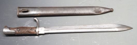 German 1898/05 pattern later type bayonet with trimmed muzzle ring and flashguard, some stamps,