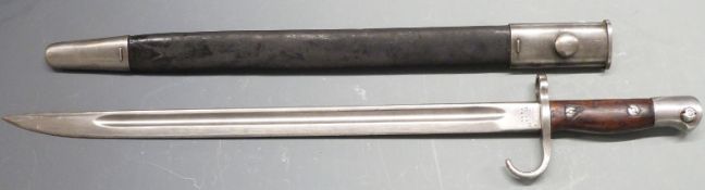 Australian 1907 pattern sword bayonet with hooked quillon, some clear stamps to ricasso, guard and