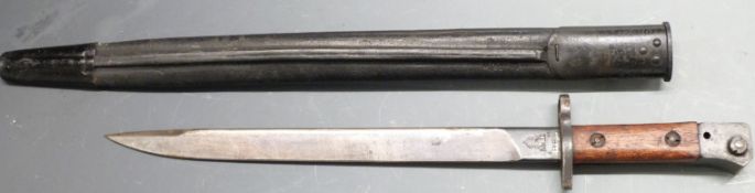 British 'Indian' pattern bayonet No1 Mk2 with square pommel and false edge to 30cm blade, clean