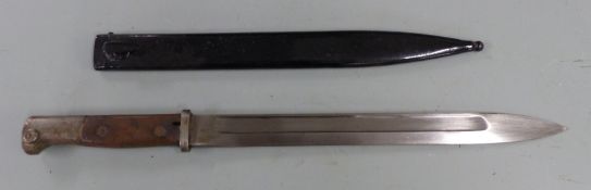 German S 1914 pattern bayonet marked Bayard to ricasso, with shaped wooden grips, 31cm fullered