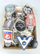 Collection of AA, RAC and other car badges including an Elizabeth II example, Earl Mist horse racing