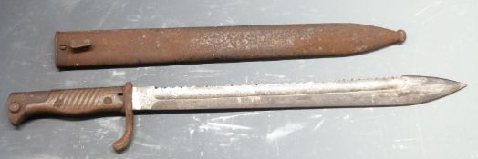 German 1898/05 pattern sawback bayonet, later type with trimmed muzzle ring and flashguard, some