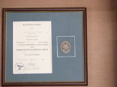 German Third Reich Nazi wound badge, framed and mounted with certificate