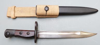 British No5 Mk1 bayonet with wooden grips, 20cm fullered bowie blade, scabbard and frog